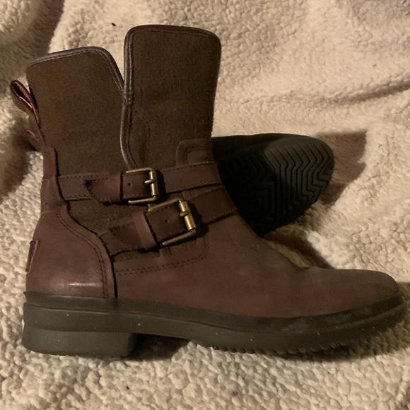 UGG Waterproof Fleece-lined side zip boots size 7.5 - Picture 6 of 9